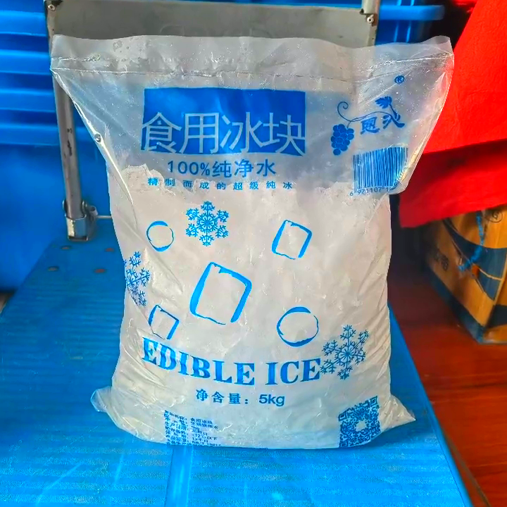 上海購買食用冰塊的多樣途徑，大型超市與冷凍食品市場全解析